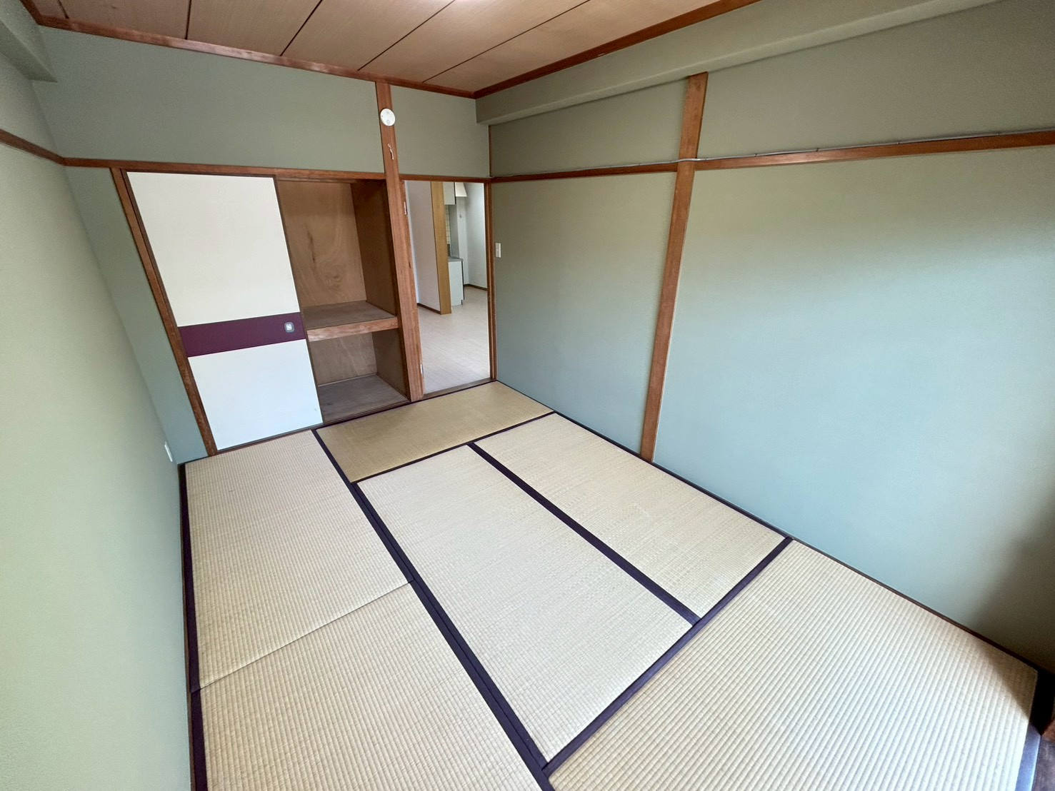 マンション芝の和室