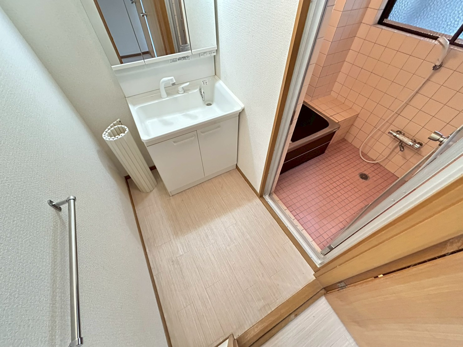 マンション芝の洗面所