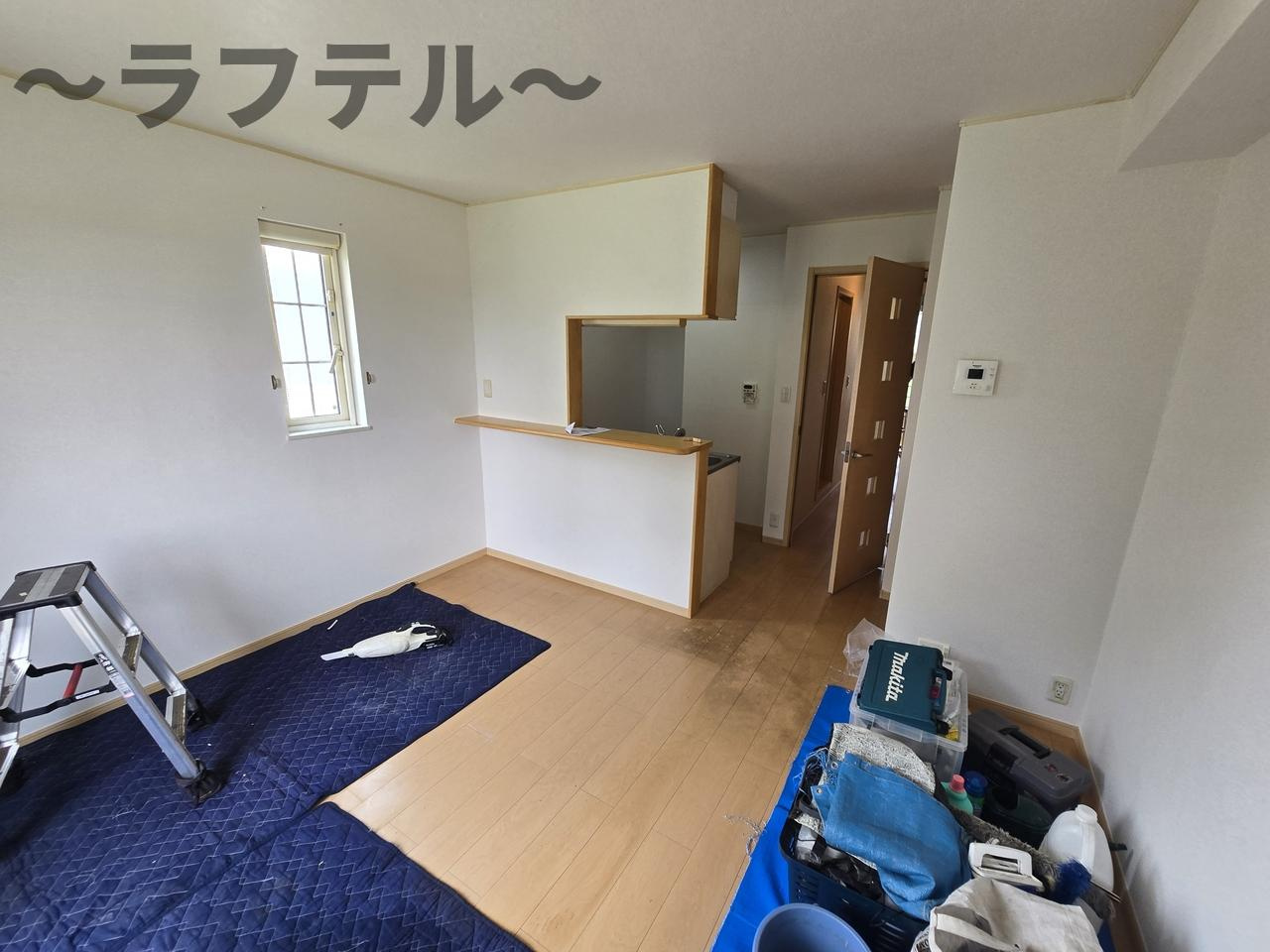 ウエスト　マロン・ＮＫの居間・リビング