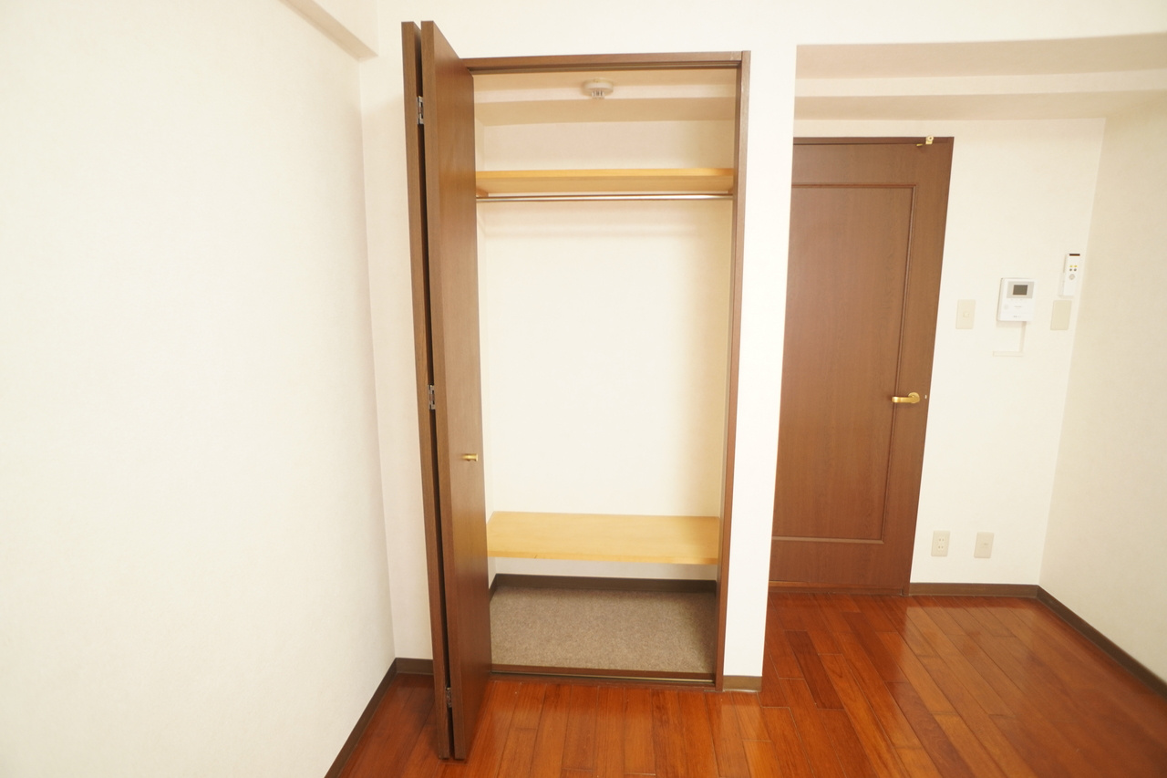 シティパレス富雄北の収納