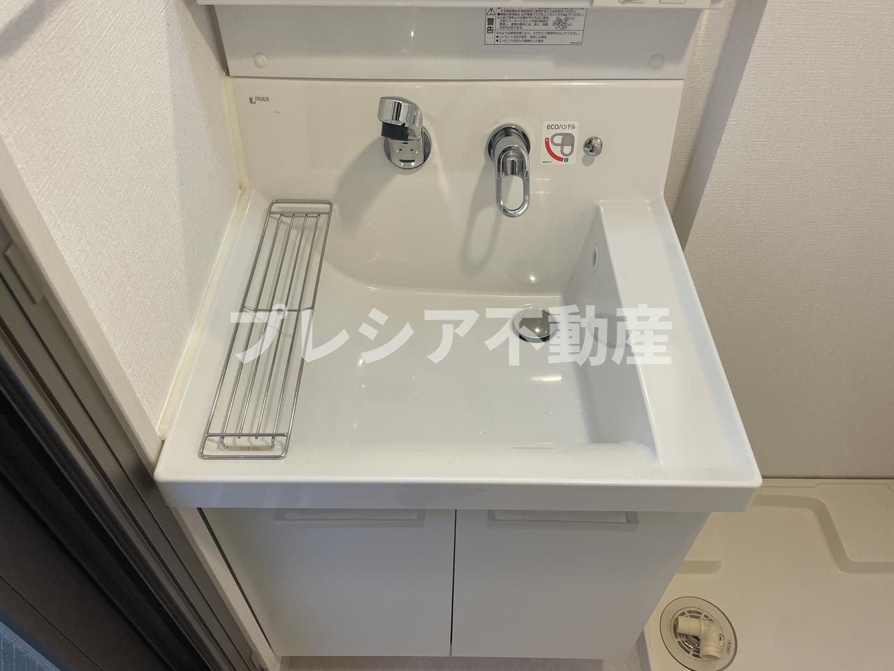 新和ルミエールの独立洗面台