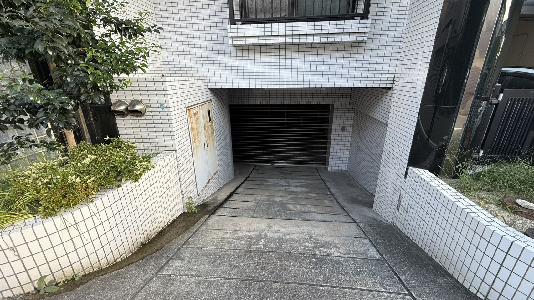 サンパレス21御影Ⅱのエントランス