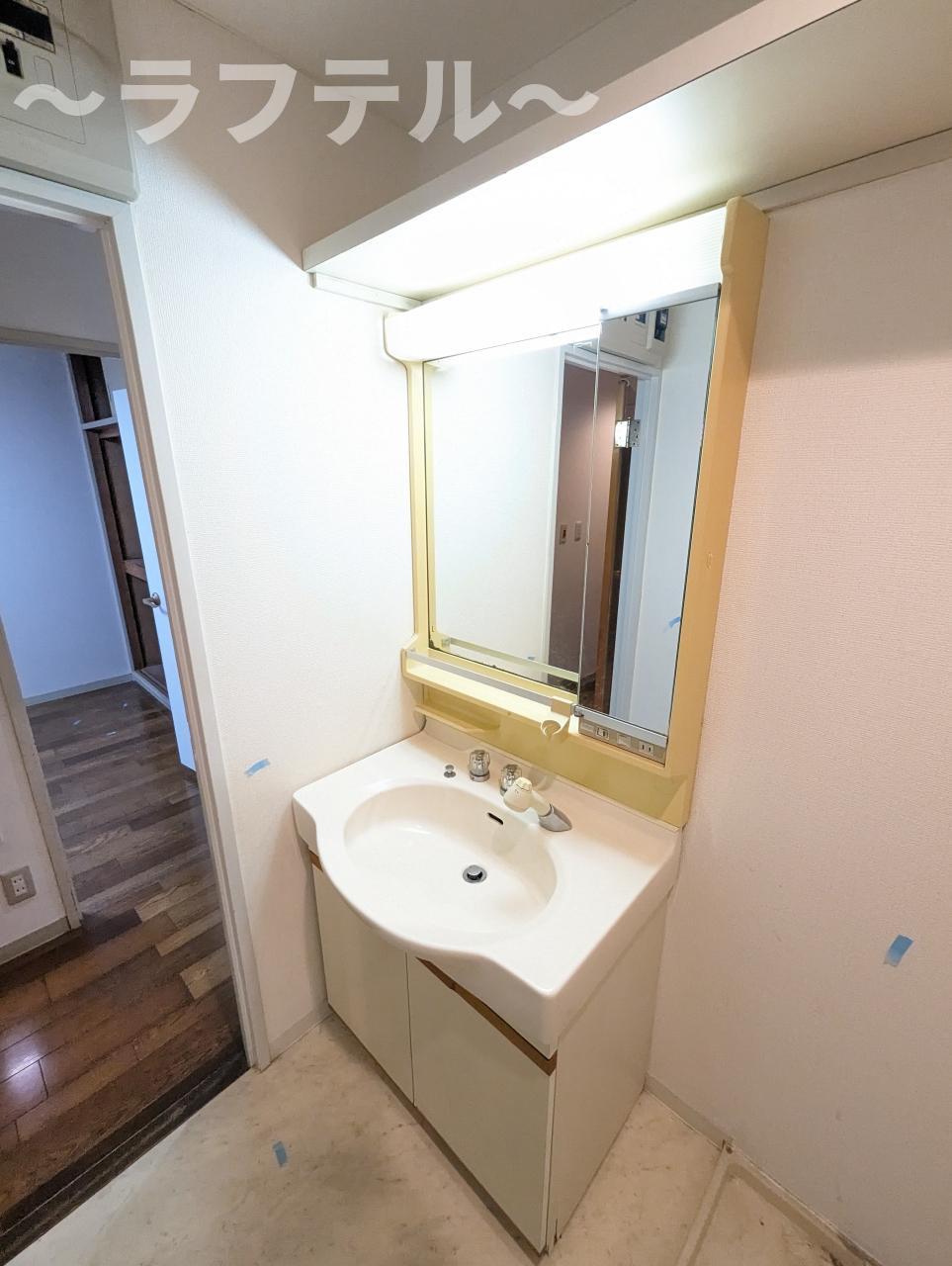所沢市けやき台２丁目の賃貸マンションの独立洗面台|別部屋イメージ写真
