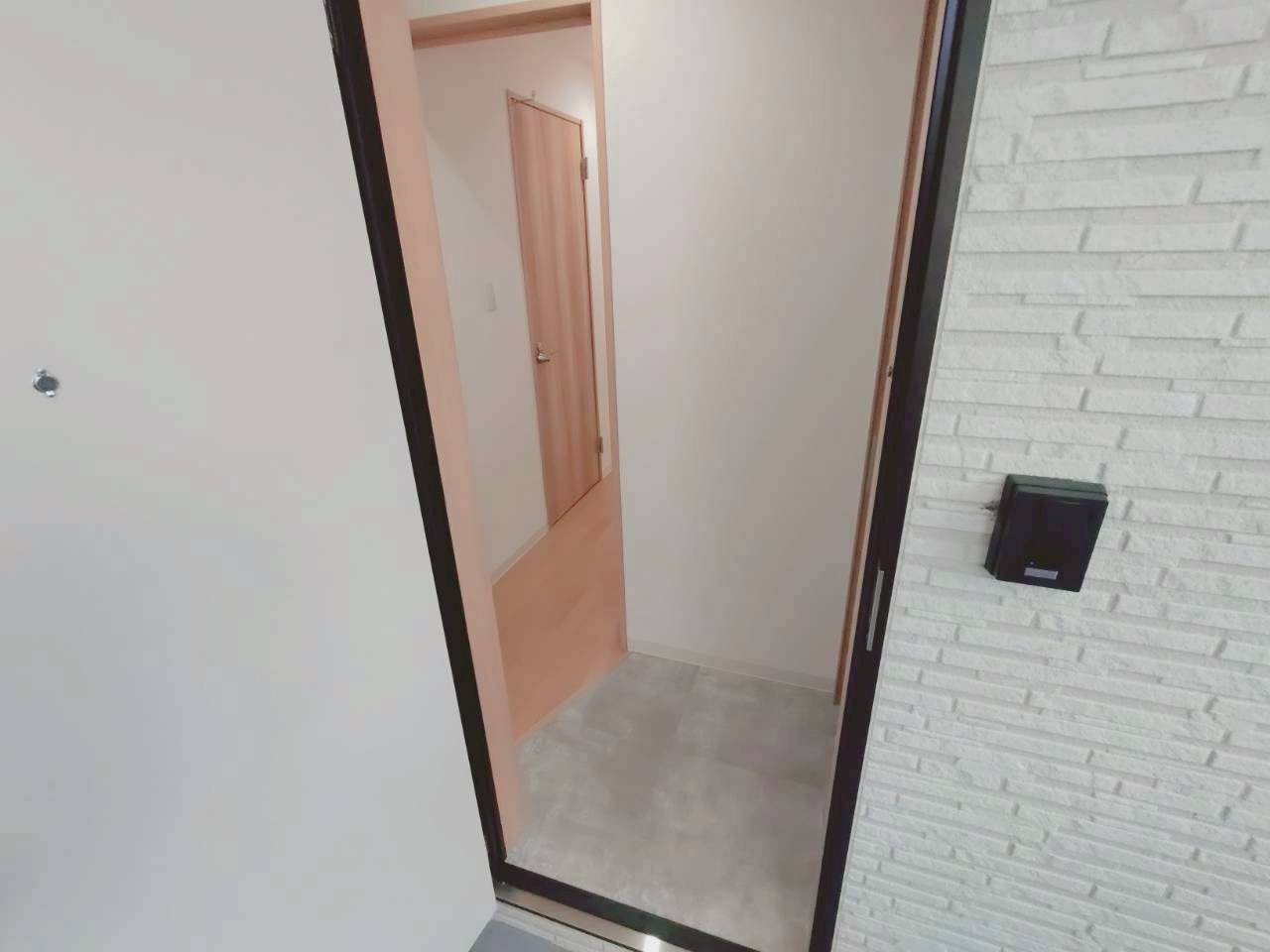 グランシエル王寺Ⅱの玄関