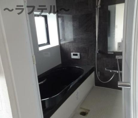⼩⼿指町３丁⽬貸家の浴室