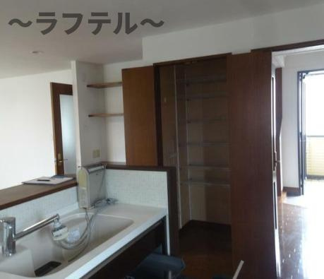 ⼩⼿指町３丁⽬貸家の収納