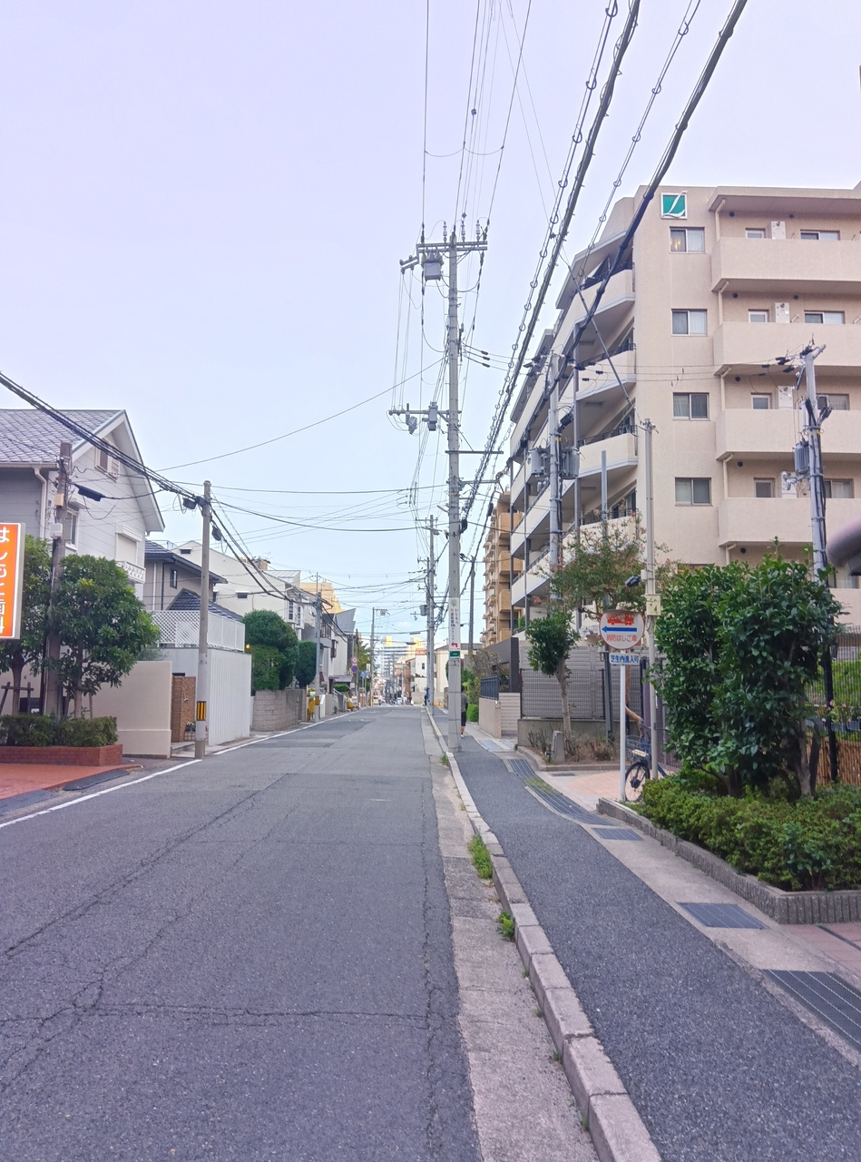 ラフィーネ本山の周辺