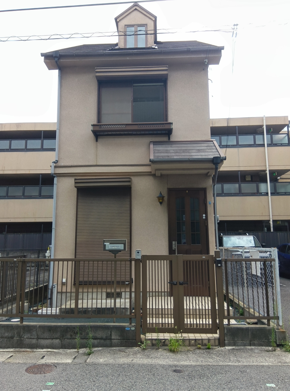 本山中町3丁目戸建の外観