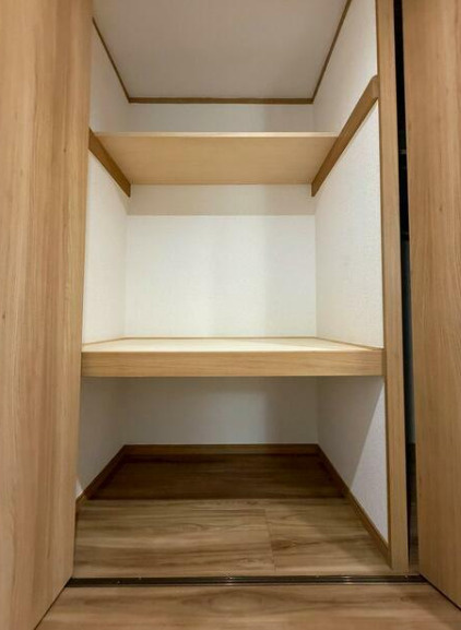 狭山市広瀬東４丁目のアパートの収納