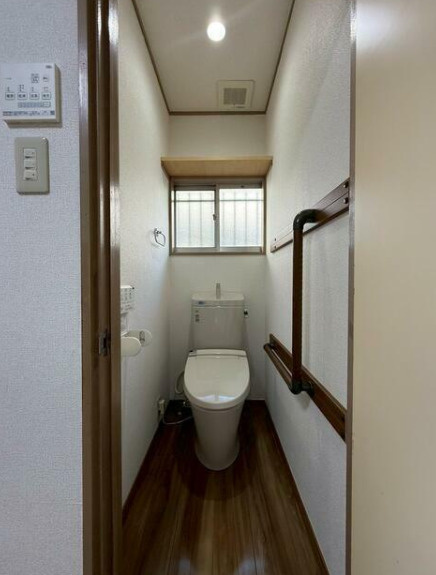 狭山市広瀬東４丁目のアパートのトイレ