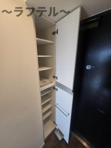 ヴェルステージ所沢の玄関|別部屋イメージ写真