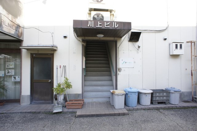 川上ビルの駐車場