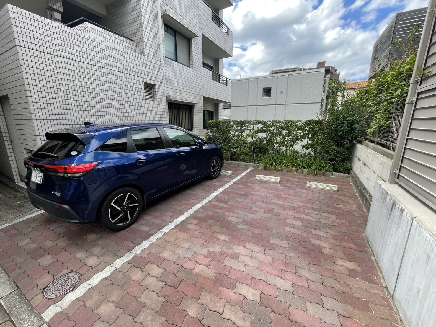 パークハイム甲子園口の駐車場