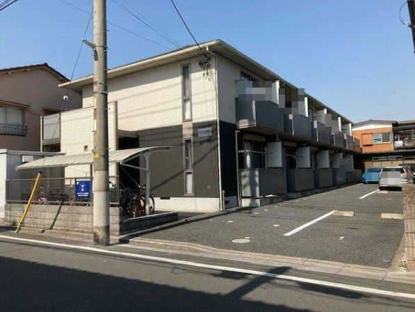 セントルーガ西青木の外観