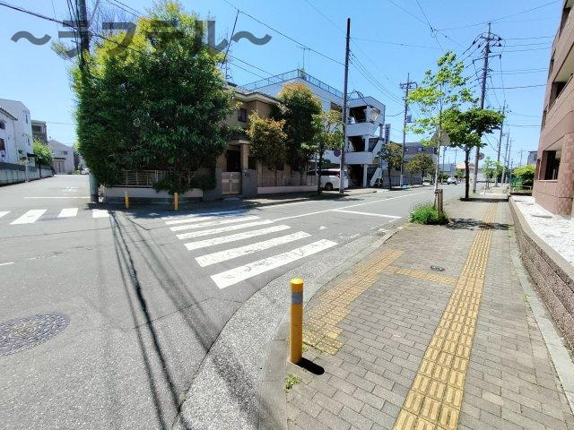 ペティハウス弐番館の周辺