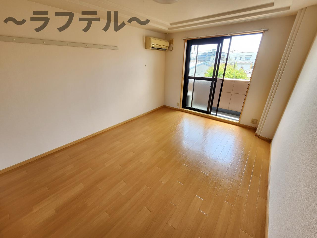 ペティハウス弐番館の居間・リビング|別部屋イメージ写真