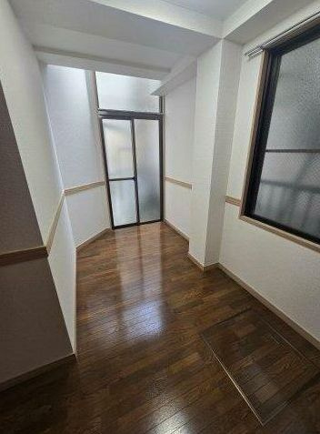マンション麗和の洋室