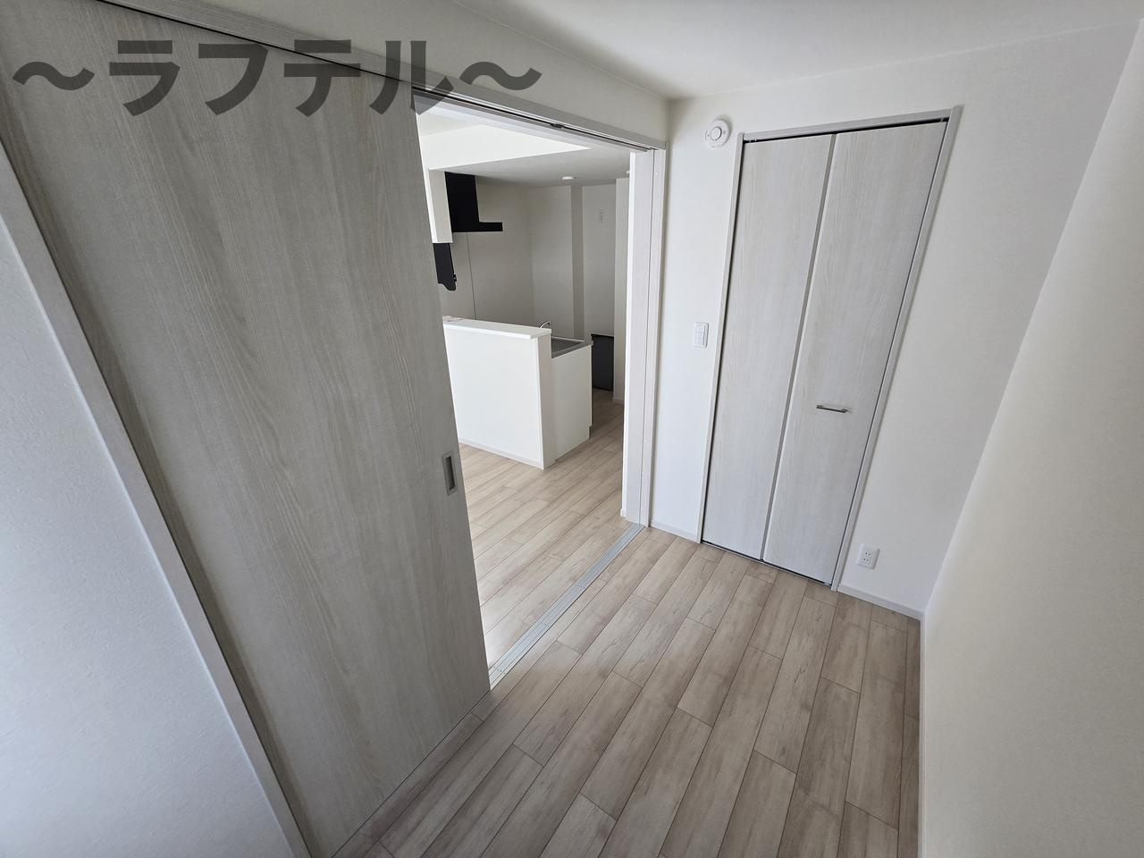KEIAI RESIDENCE 新所沢の洋室|別部屋イメージ写真