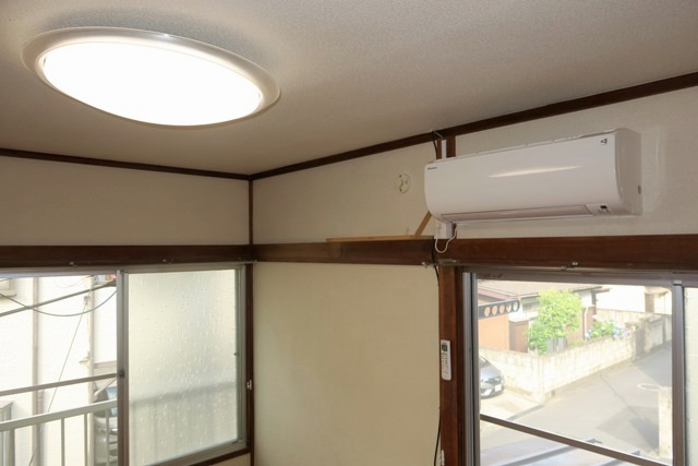 白幡４丁目貸家の設備|★各居室にＬＥＤ照明器具＆全室にエアコンを設置★