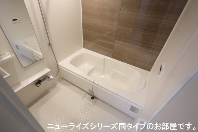 ヴェルデ　スリールⅡの浴室
