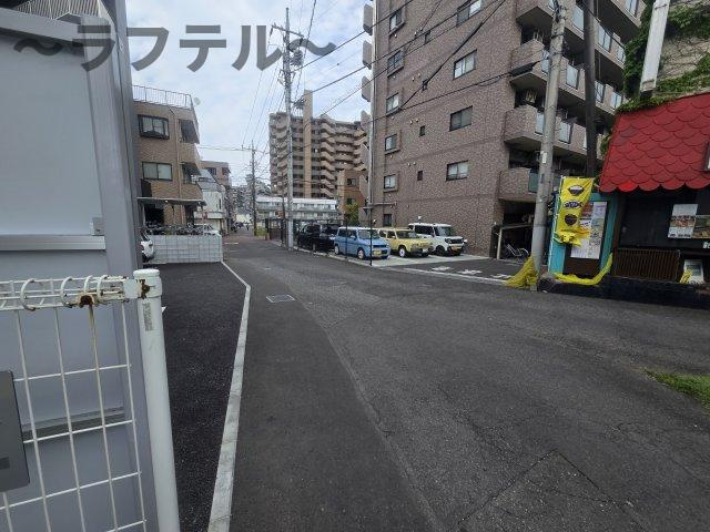 アヴァンセの周辺