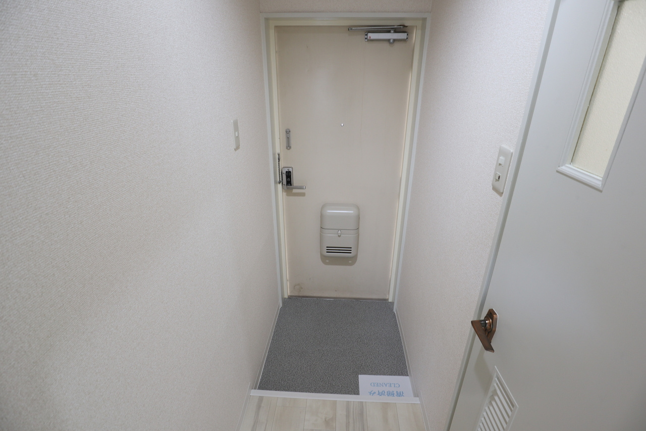 第２サンタウンの玄関