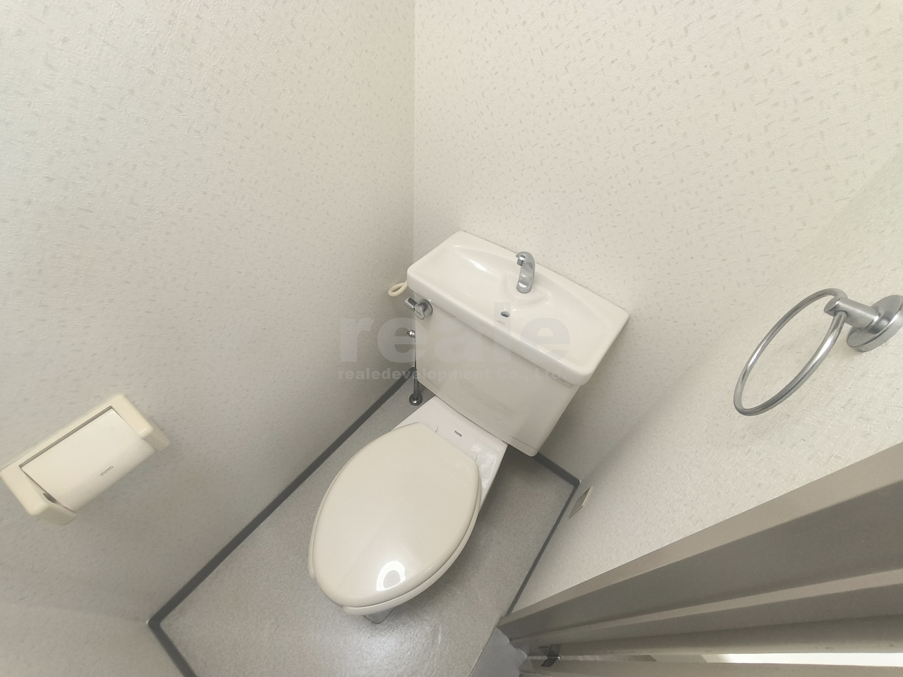 練馬区関町南１丁目の賃貸マンションのトイレ