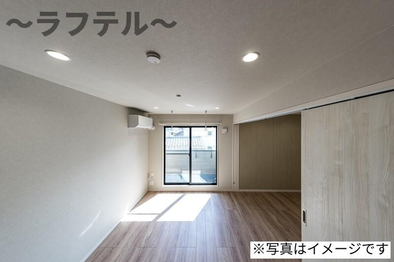 ヴィラソーレ新所沢の居間・リビング
