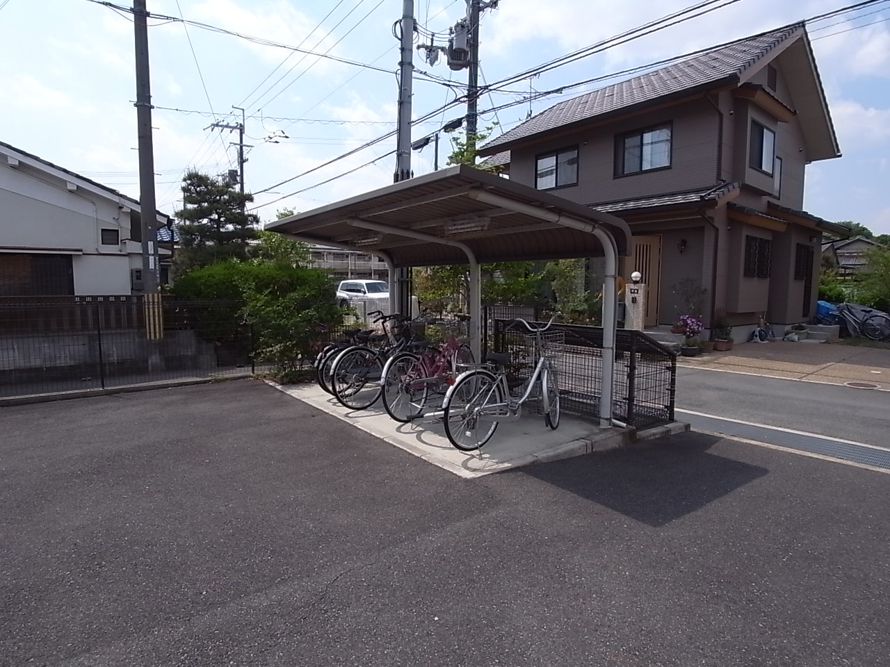 椿の駐車場