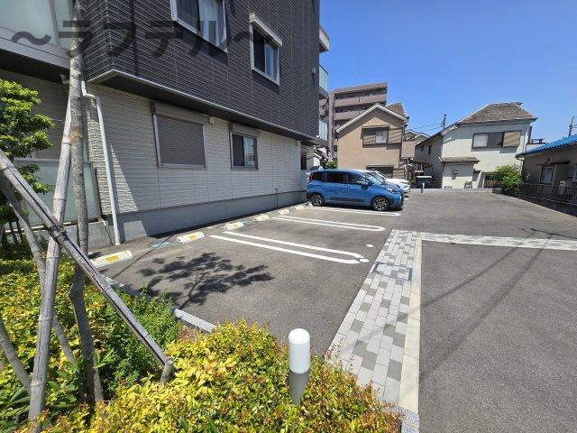 セントリビエⅡの駐車場
