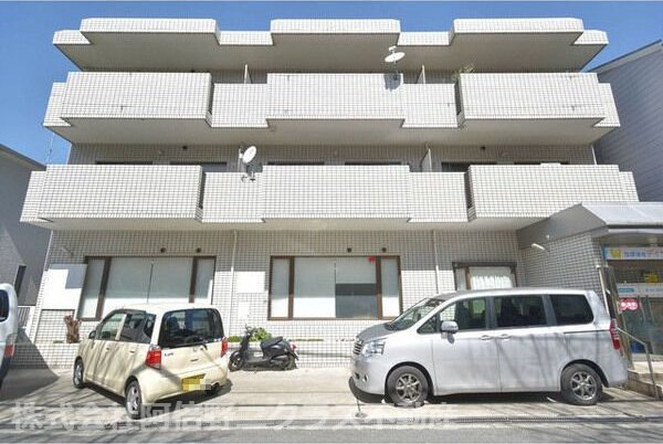 アヴァンス晴明通の外観
