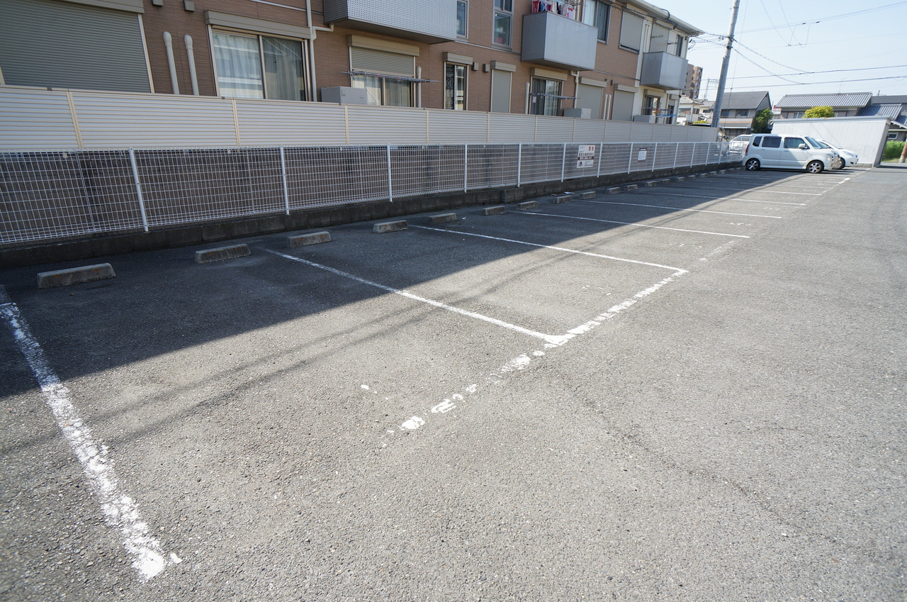 リバーシャトルＡの駐車場