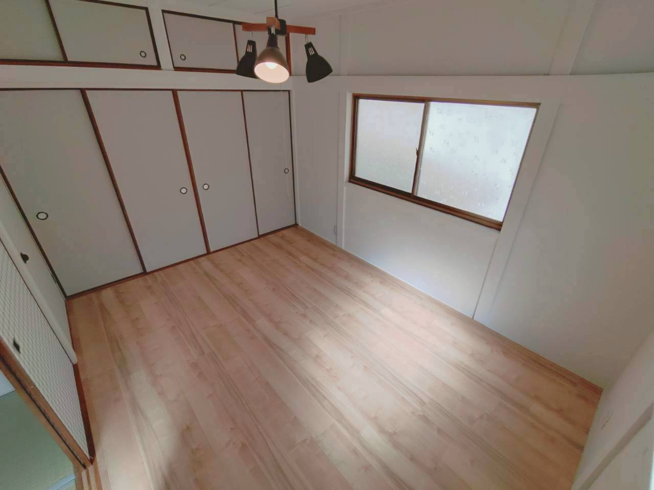 すぐそこハウスの洋室