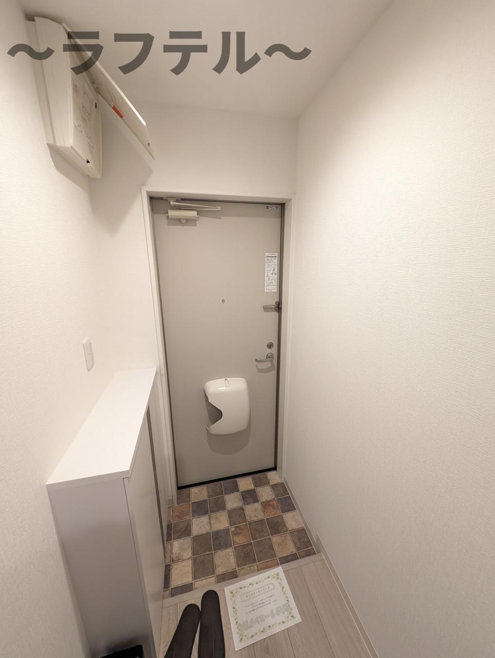 所沢市くすのき台３丁目のアパートの玄関|別号室イメージ