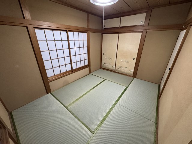 所沢市和ヶ原戸建ての和室|フローリングだけでなく、和室もあります
