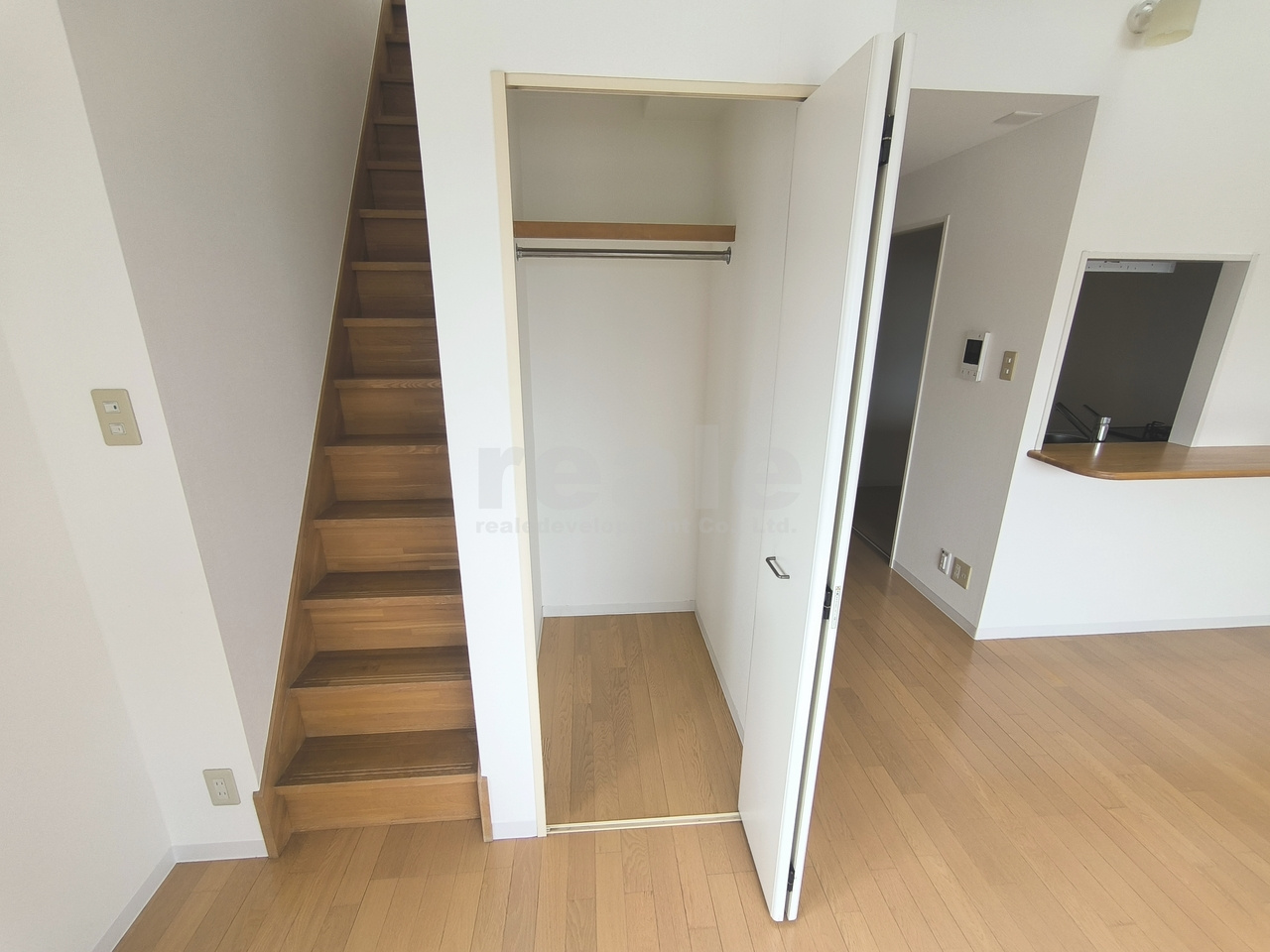 武蔵野市中町３丁目の賃貸マンションの収納