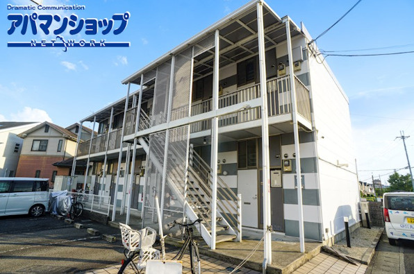 レオパレストミタⅡの外観