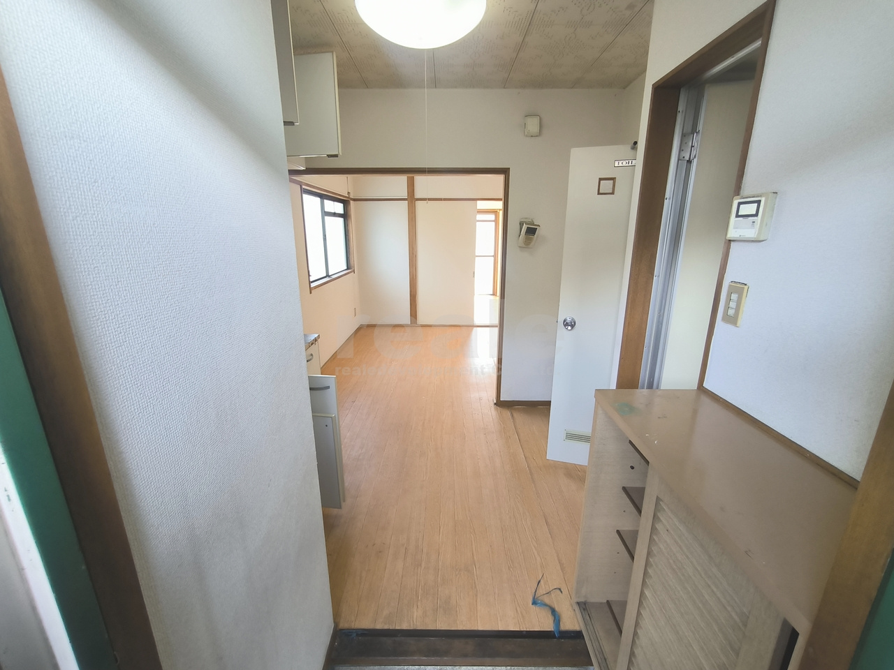 杉並区西荻南４丁目の賃貸マンションの玄関