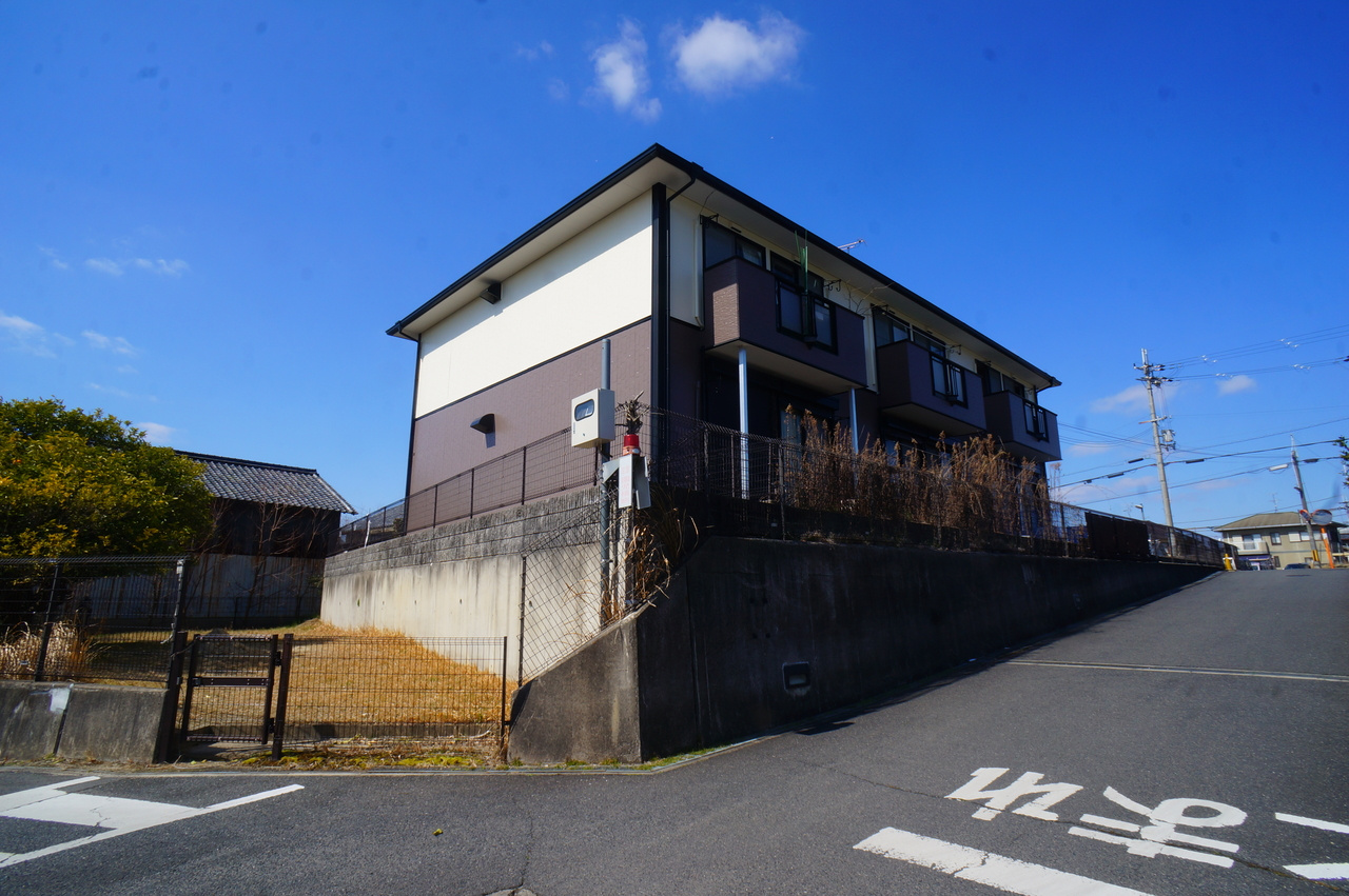高畑ビューハイツの外観