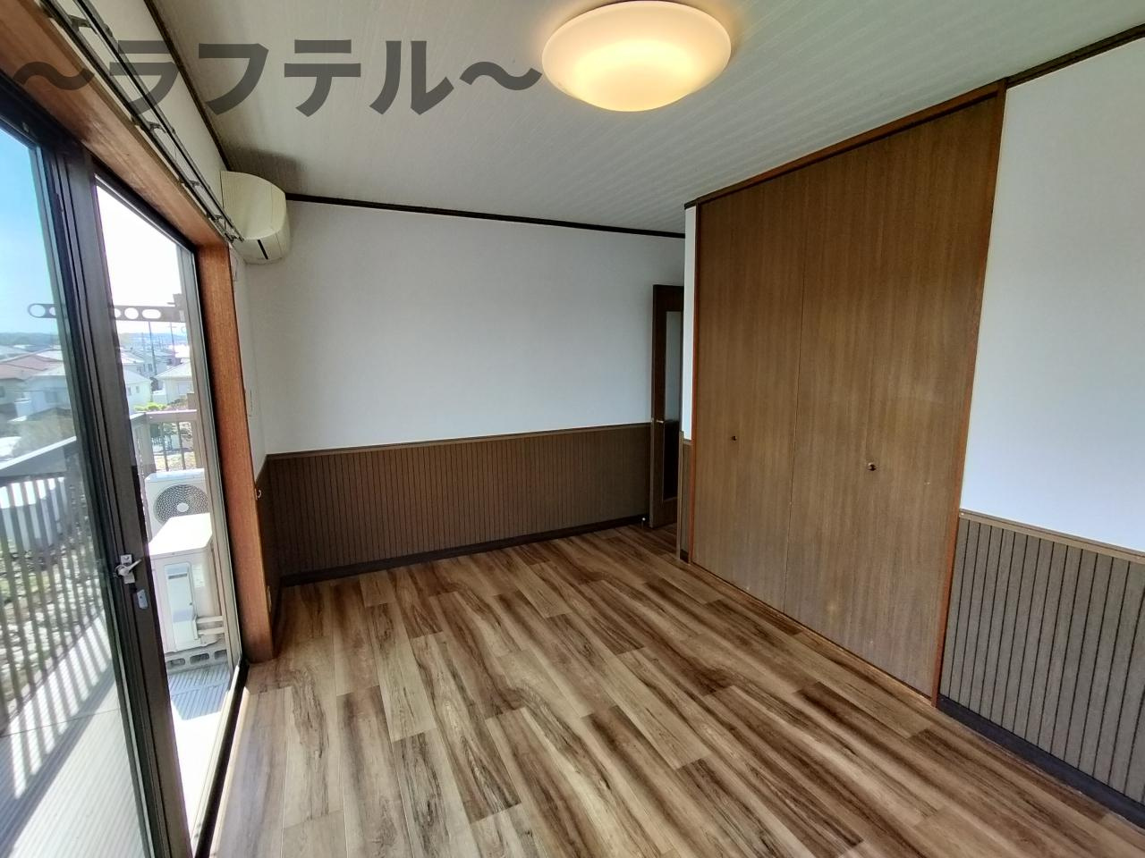 ワイケイパレスの寝室