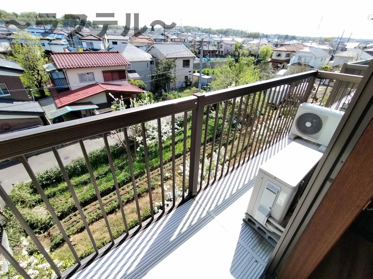 ワイケイパレスのバルコニー