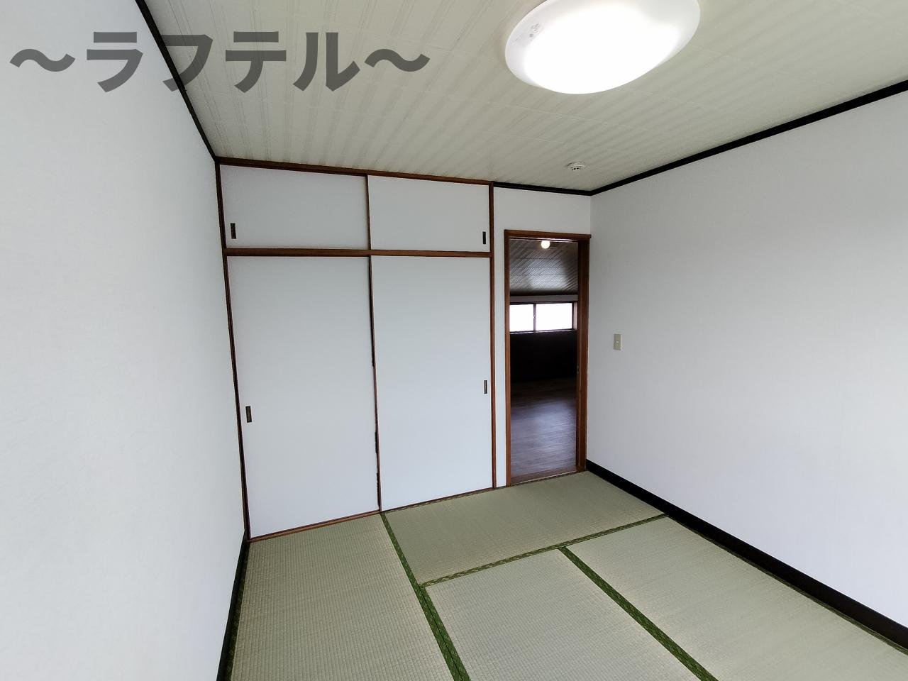 ワイケイパレスの和室