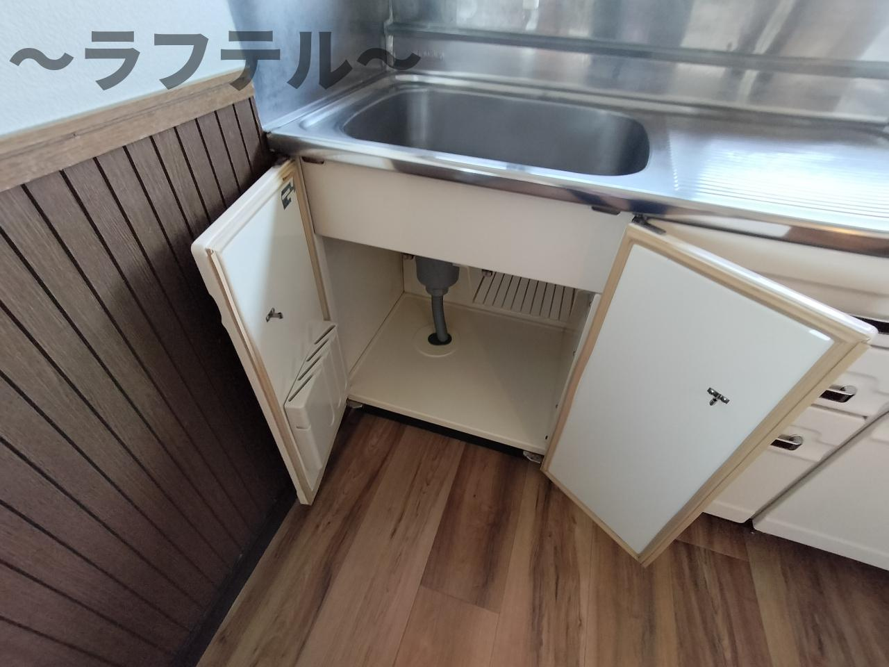 ワイケイパレスのキッチン