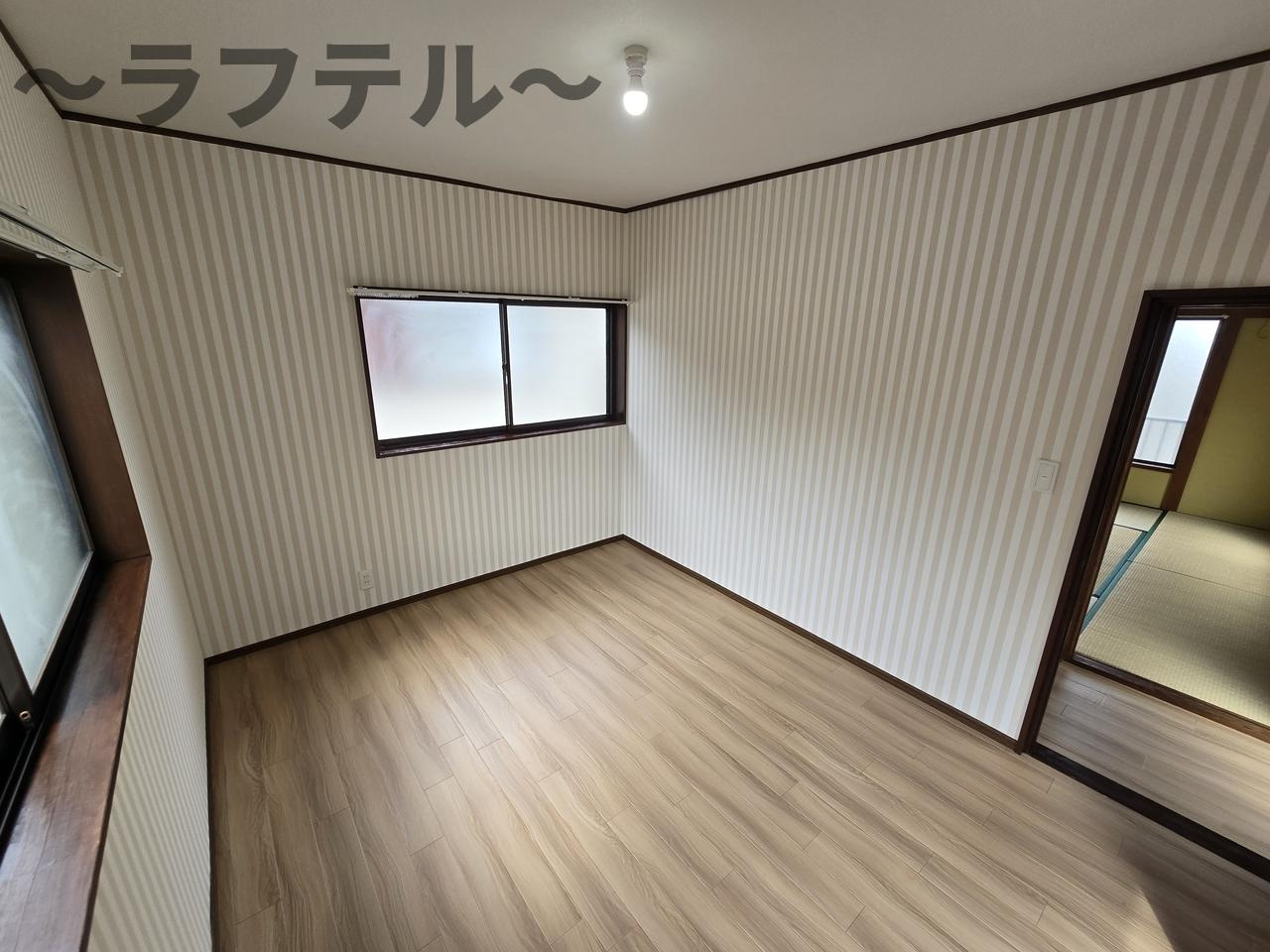 小手指ガーデン戸建の居間・リビング