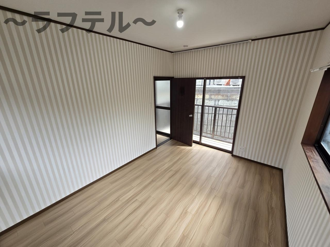 小手指ガーデン戸建の居間・リビング