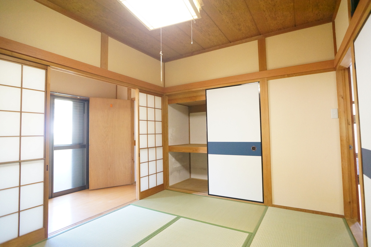 あやめ池南３丁目戸建の和室