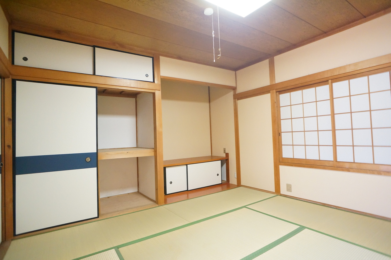 あやめ池南３丁目戸建の和室