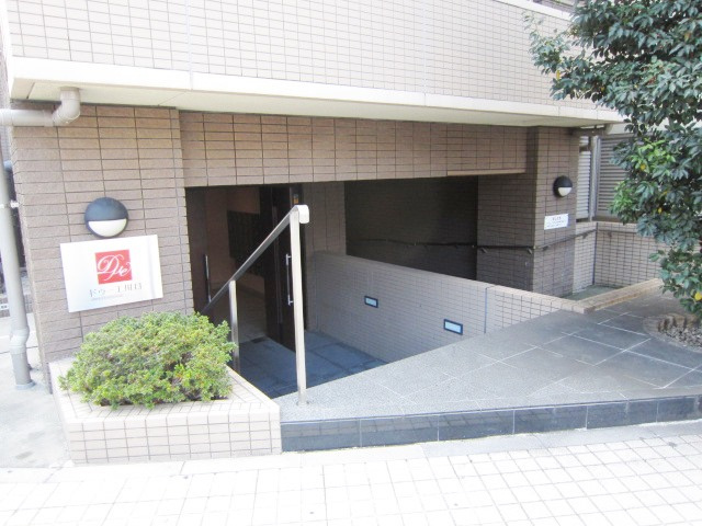 ドゥーエ川口のエントランス