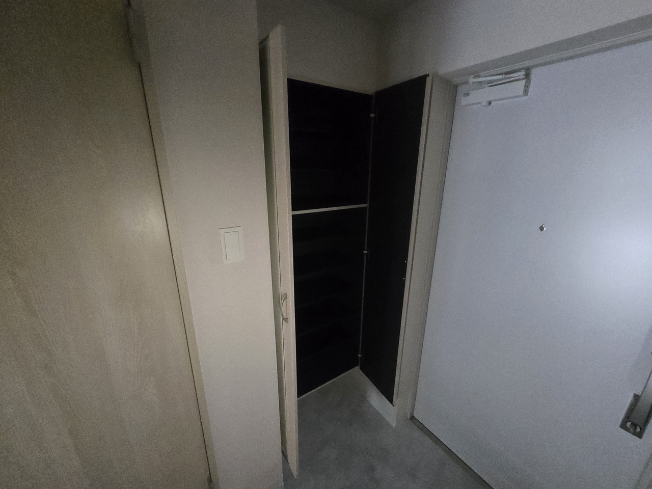 メゾンドールの収納|別部屋イメージ写真
