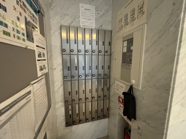 グラン・ジュベールのその他共用部分|別号室参考写真です。
